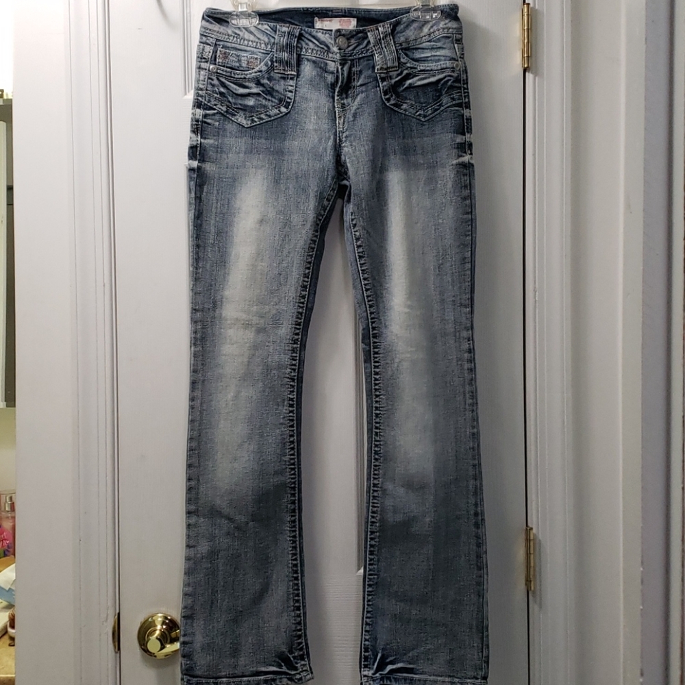 No Boundaries jeans